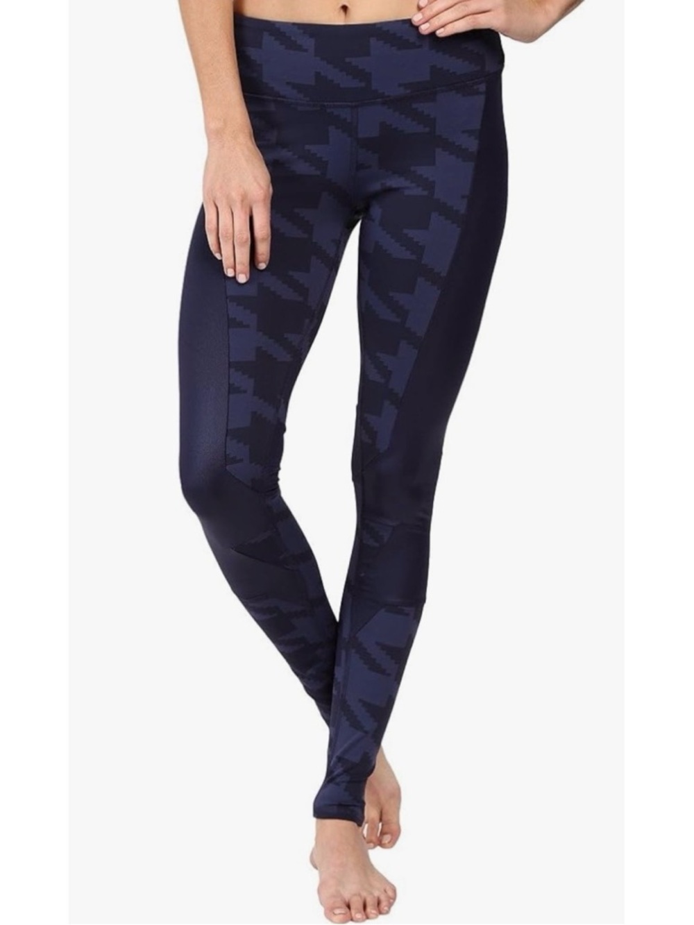 ALO Rich Navy Houndstooth Accelerate Leggings